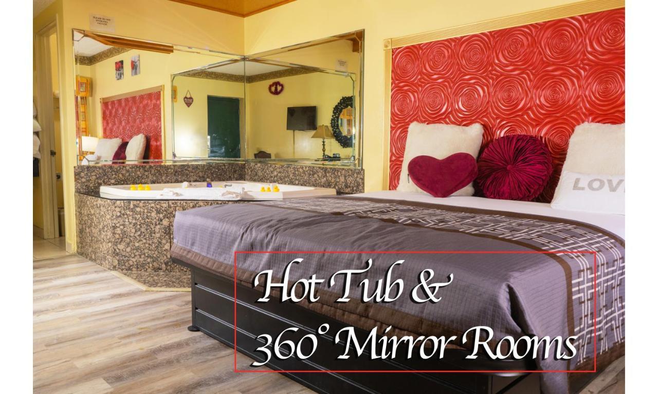 Luxe Romantic Suites Dolton 외부 사진